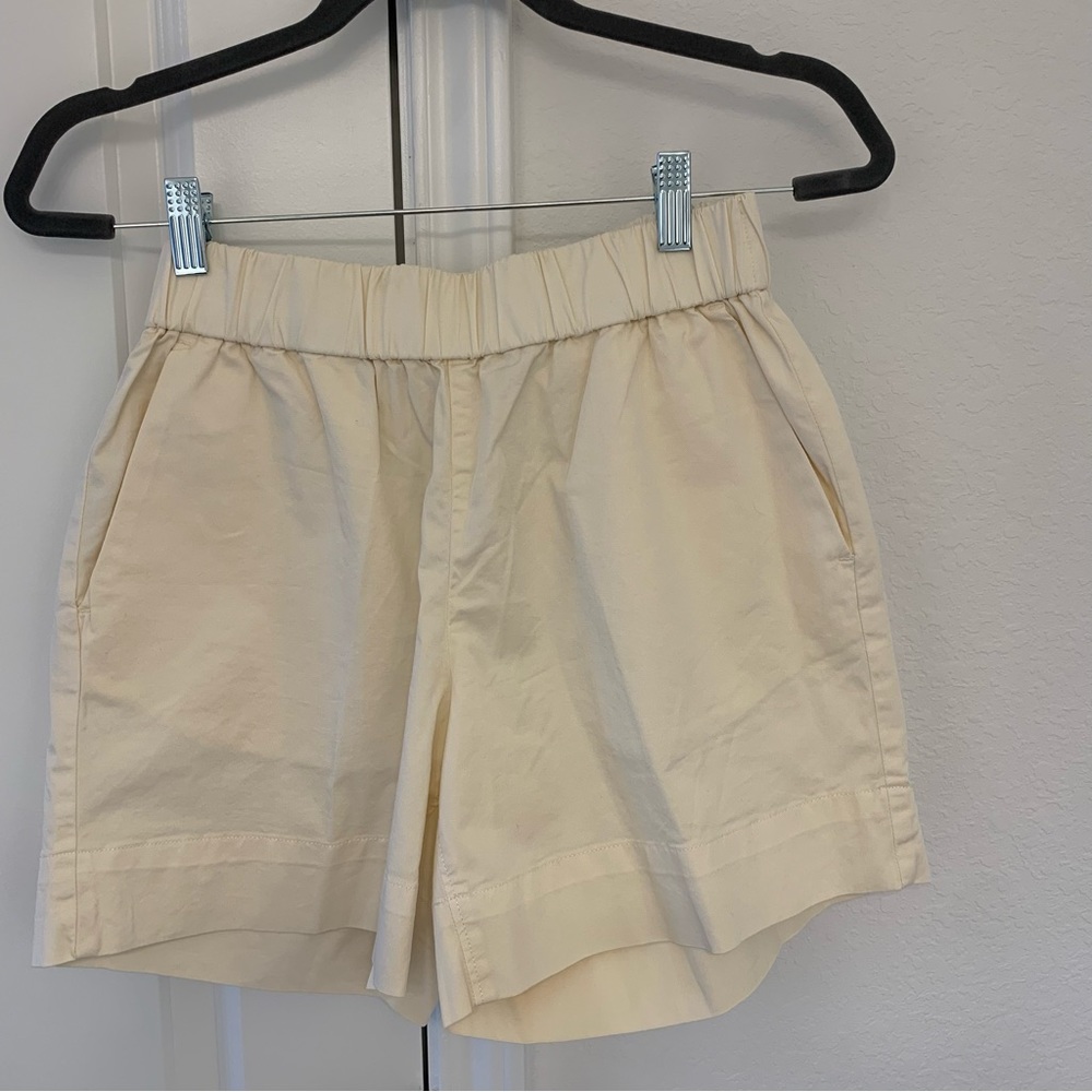 Everlane the perfect short.